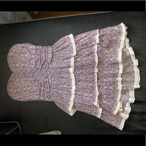 Strapless purple tiered dress w flowers& lace trim